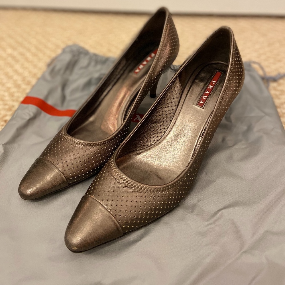 PRADA Kitten Heels Pumps in Bronze Sz. 36